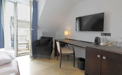 DEVIN Art Hotel