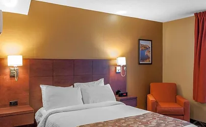 Quality Hotel & Suites