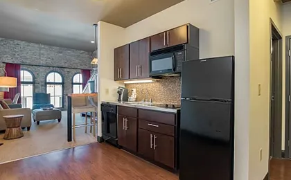 Brewhouse Inn And Suites
