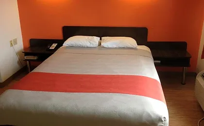 Motel 6-Dallas, TX - Northeast