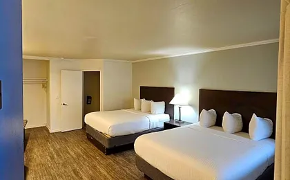 Bay Front Inn - Downtown Santa Cruz