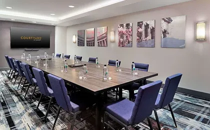 Courtyard by Marriott Washington, DC/Foggy Bottom