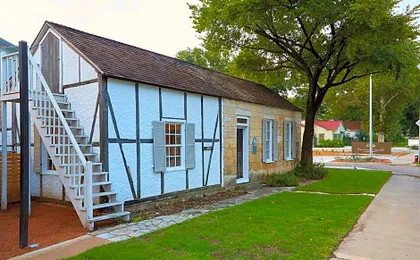 Fredericksburg Inn And Suites