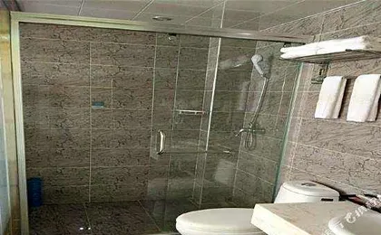 Thankyou Hotel (Hanchuan Xihu Avenue)