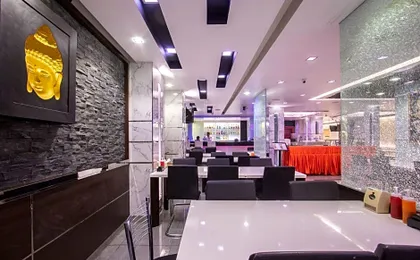 Gusto Pratunam Hotel