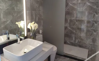 Instant Home Selection Hotel (Wuhan Guanlan International Wuhan International Expo Center)
