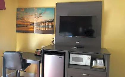 Americas Best Value Presidents Inn On Munras