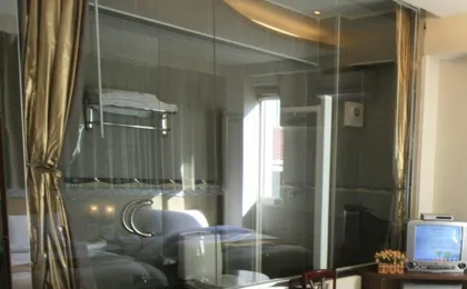 Ri Yue Hu Pan Hotel