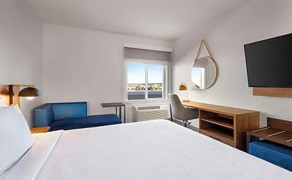 La Quinta Inn & Suites by Wyndham Denver Parker