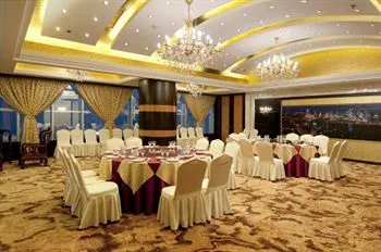Golden Port Hotel