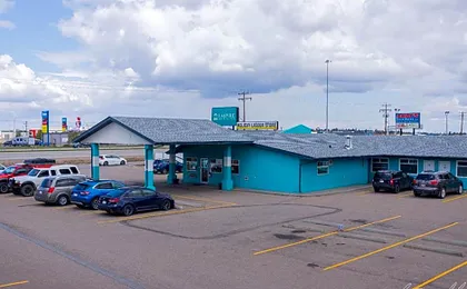 Empire Inn & Suites