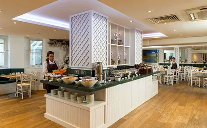 Park International Hotel
