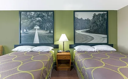 Super 8 by Wyndham Tallulah LA