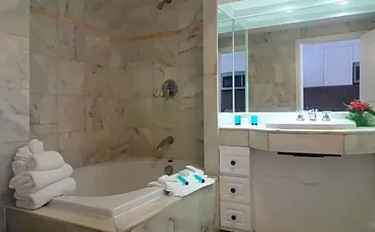 Sapphire Beach Club Resort