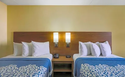 Days Inn by Wyndham Newark Wilmington