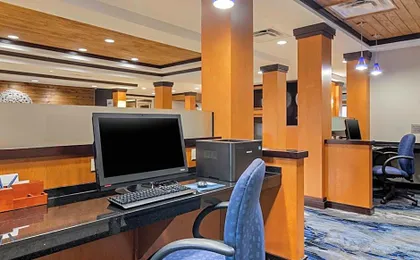 Fairfield Inn & Suites by Marriott Commerce