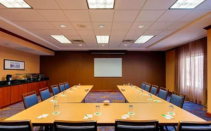 Courtyard by Marriott Chicago Schaumburg/Woodfield Mall
