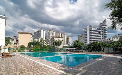 Rezen Hotel Libo Sanli XiaoQiKong