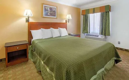 Rodeway Inn Adelanto US 395
