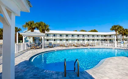 Destin Inn & Suites