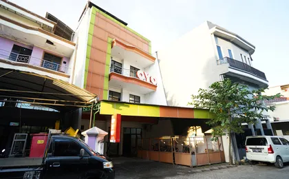 OYO 485 Marcello Residence