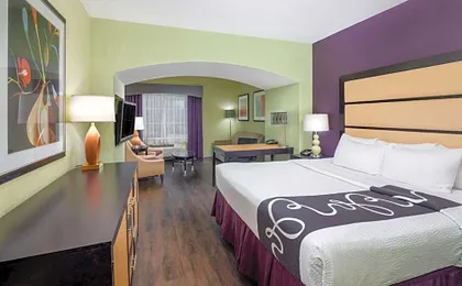 La Quinta Inn & Suites by Wyndham Hinesville - Fort Stewart