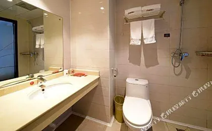 Thank U Hotel(wuanqiao West Road store)