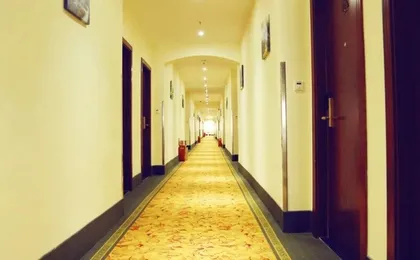 Greentree Inn Shanghai Chedun Film Park Songmin Road Express Hotel