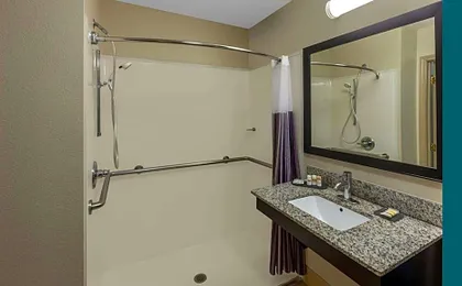 La Quinta Inn & Suites by Wyndham Midland North