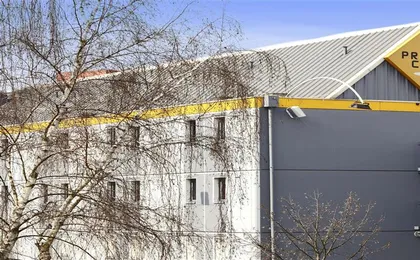 Première Classe Montreuil extérieur