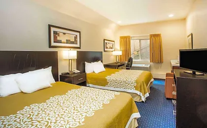 Days Inn by Wyndham Seattle Aurora