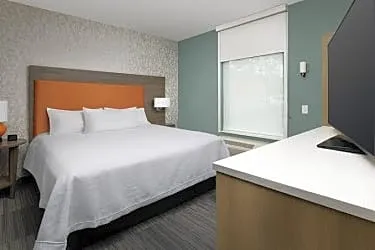 Home2 Suites by Hilton Miami Doral West Airport