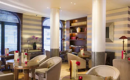 Bar Lounge