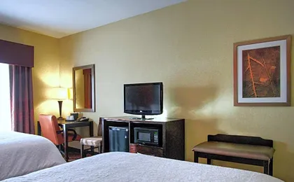 Hampton Inn & Suites Elk City