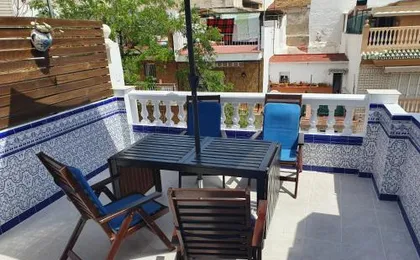 Private townhouse with roof terrace close to the beach