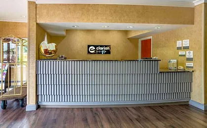 Clarion Pointe Medford