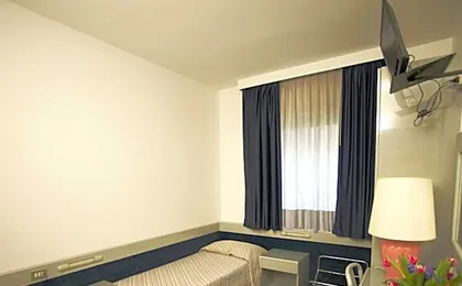 Club Hotel