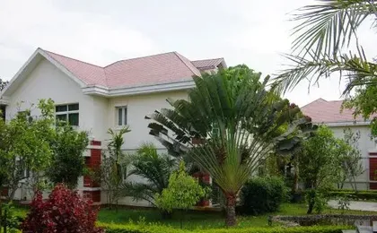 Ruili Yurui Hot Spring Garden Resort Hotel