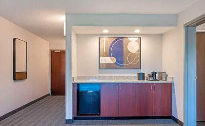 Sonesta Select Pleasant Hill