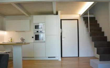 bright and silent apartment near two towers