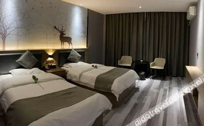 Shell Hotel(Nanle Guangming South Road store)