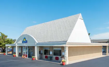 Days Inn By Wyndham Frankfort