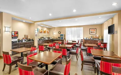 Comfort Suites Orlando Airport