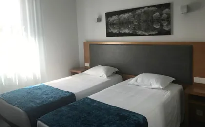 WHALES BAY HOTEL APARTAMENTOS