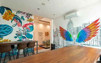 RedDoorz Premium near Centre Point Mall Medan