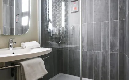 IBIS PARIS GARE DU NORD CHATEAU LANDON 10EME