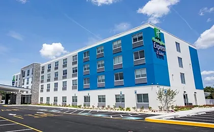 Holiday Inn Express and Suites Rehoboth Beach By IHG