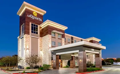 La Quinta Inn & Suites by Wyndham Houston NW Beltway8/WestRD
