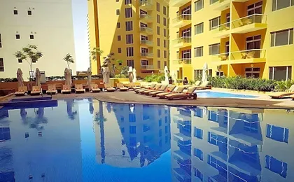 Gulf Suites Hotel Amwaj