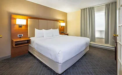 Comfort Inn & Suites